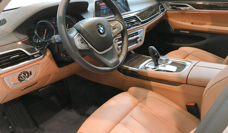 BMW 730Li 2021 full